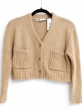 Zara Cropped Beige V-Neck Button Pocket Cardigan